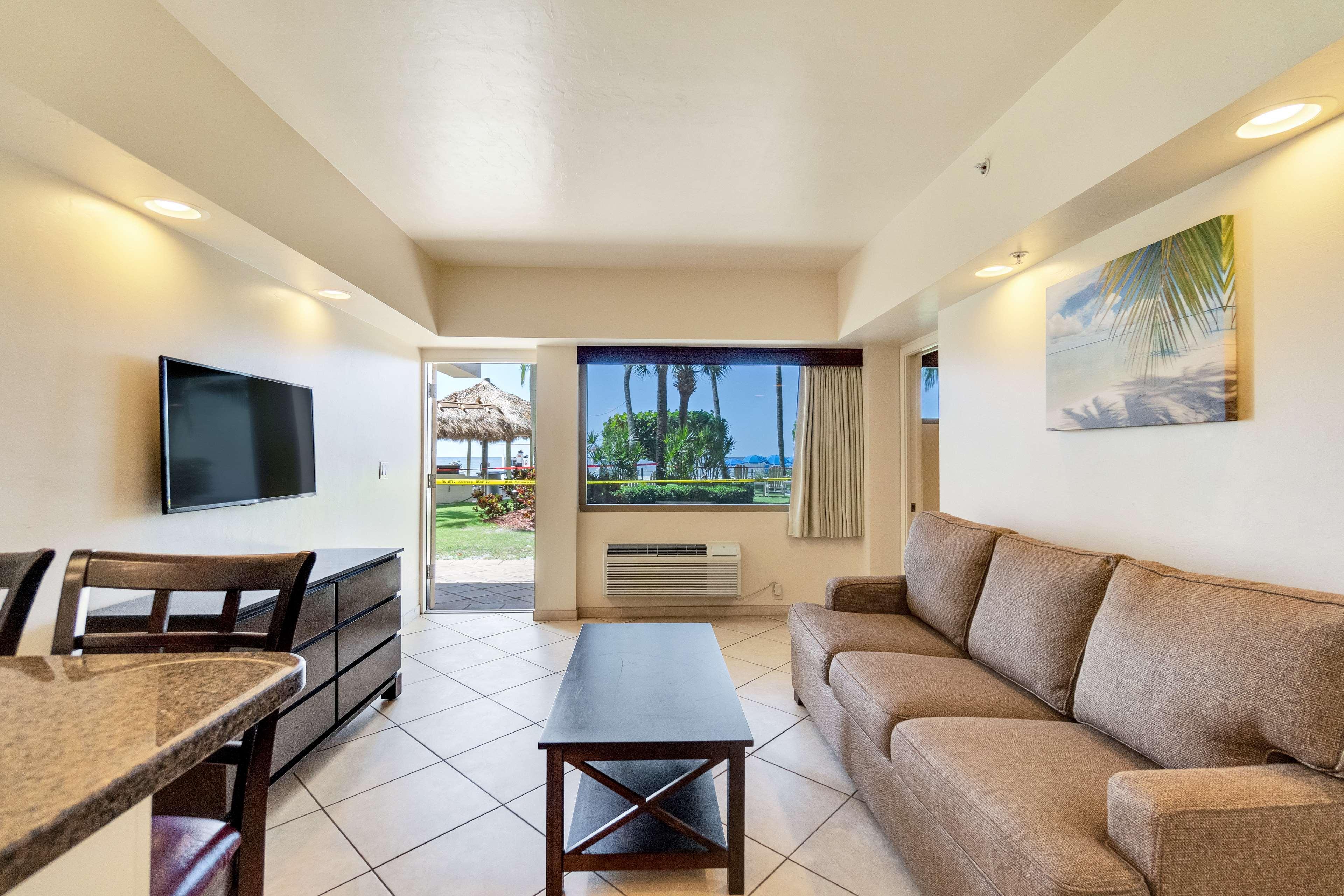 Best Western Plus Beach 3*
